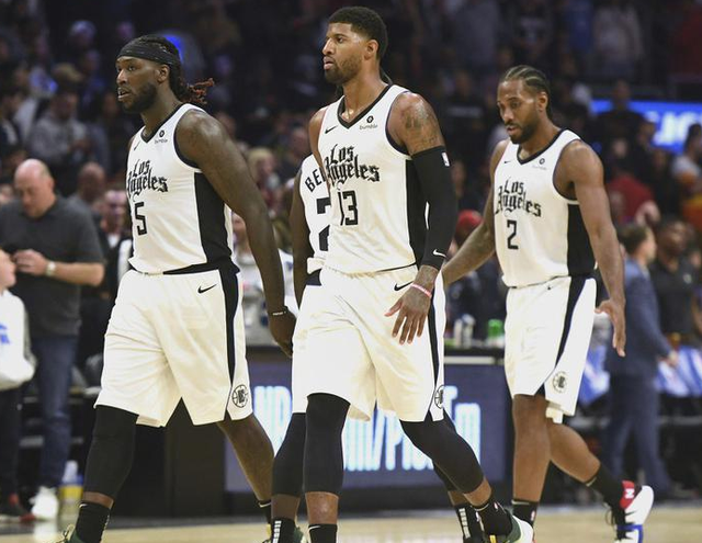 日职战报：图里奥1传1射，京都不死鸟2-0神户胜利船（J联赛速递：图里奥传射建功，京都不死鸟2-0力克神户胜利船）