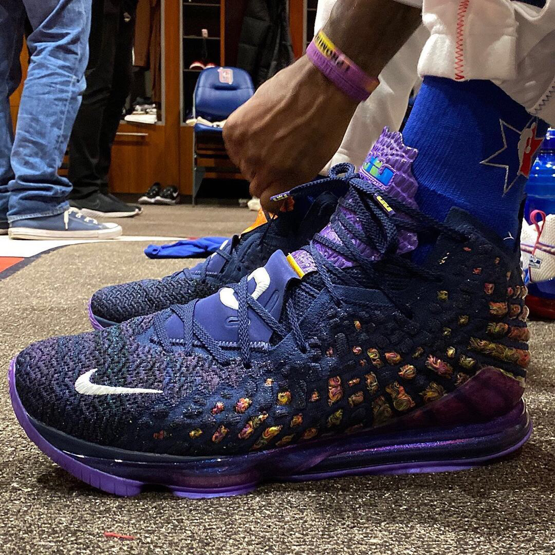 福克斯：哈珀和卡斯尔非常无私，我们还有更大的目标要去实现（福克斯：哈珀与卡斯尔极其无私，我们正冲击更宏大的目标）